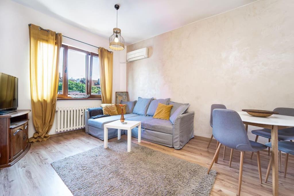 Central Apartment 2Bd Next To Vitosha Bul. 索菲亞 外观 照片